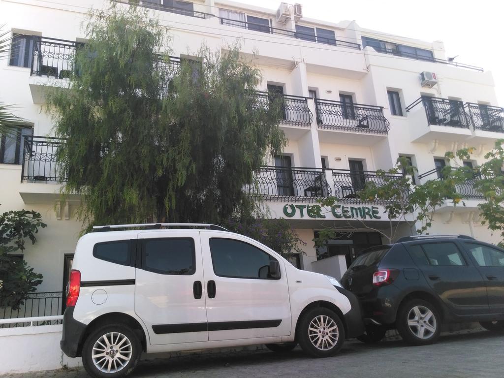 Cemre Hotel Turgutreis Exterior photo